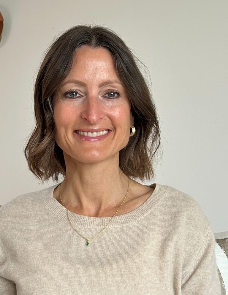 Katey Korzenietz, psychotherapeutic counsellor Katey Korzenietz, integrative counsellor in Exeter and Exmouth